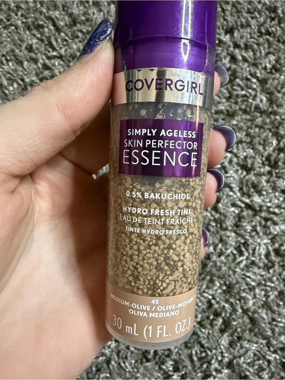 COVERGIRL Simply Ageless Essence 45 Medium Olive